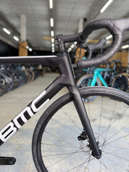 NIEUW BMC Teammachine SLR FIVE Di2 Carbon Racefiets