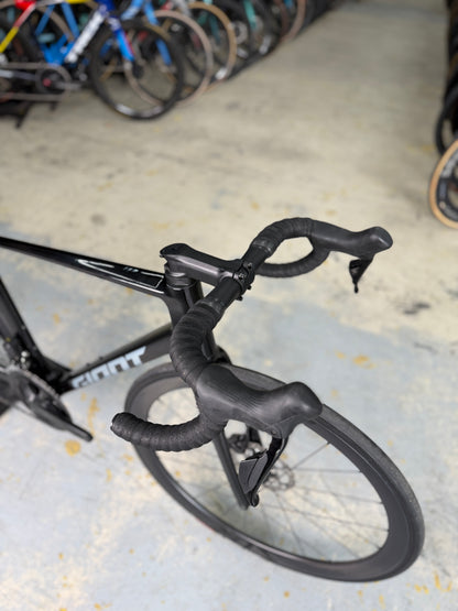 Giant TCR Advanced Di2 Carbon Racefiets