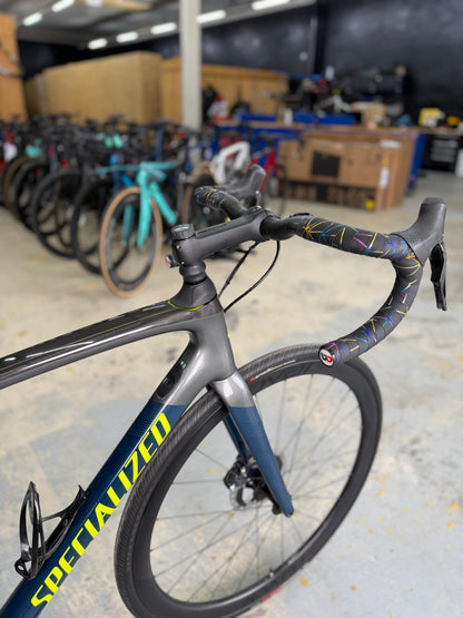 Specialized Roubaix Expert Di2 Carbon Road Bike