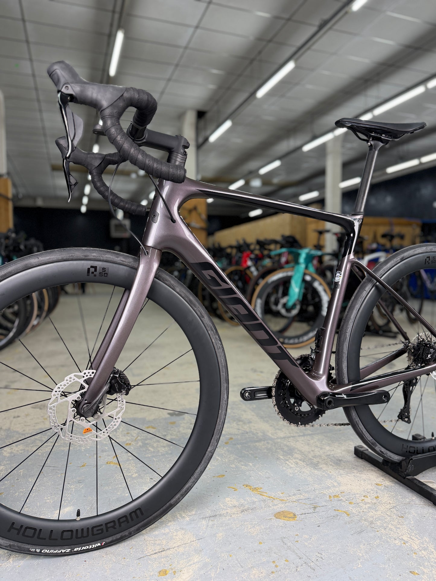 Giant Defy Advanced Di2 Carbon Racefiets