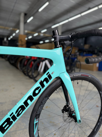 NIEUW Bianchi Aria AXS Carbon Racefiets