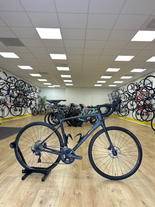Cube Axial Carbon Disc Racefiets
