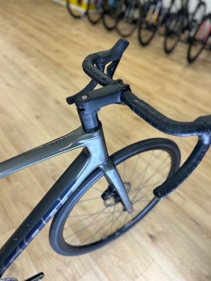 SHOWROOM MODEL 0km Giant Defy Advanced 1 Di2 Carbon Racefiets