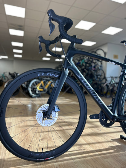 Specialized Roubaix Expert Di2 Carbon Road Bike