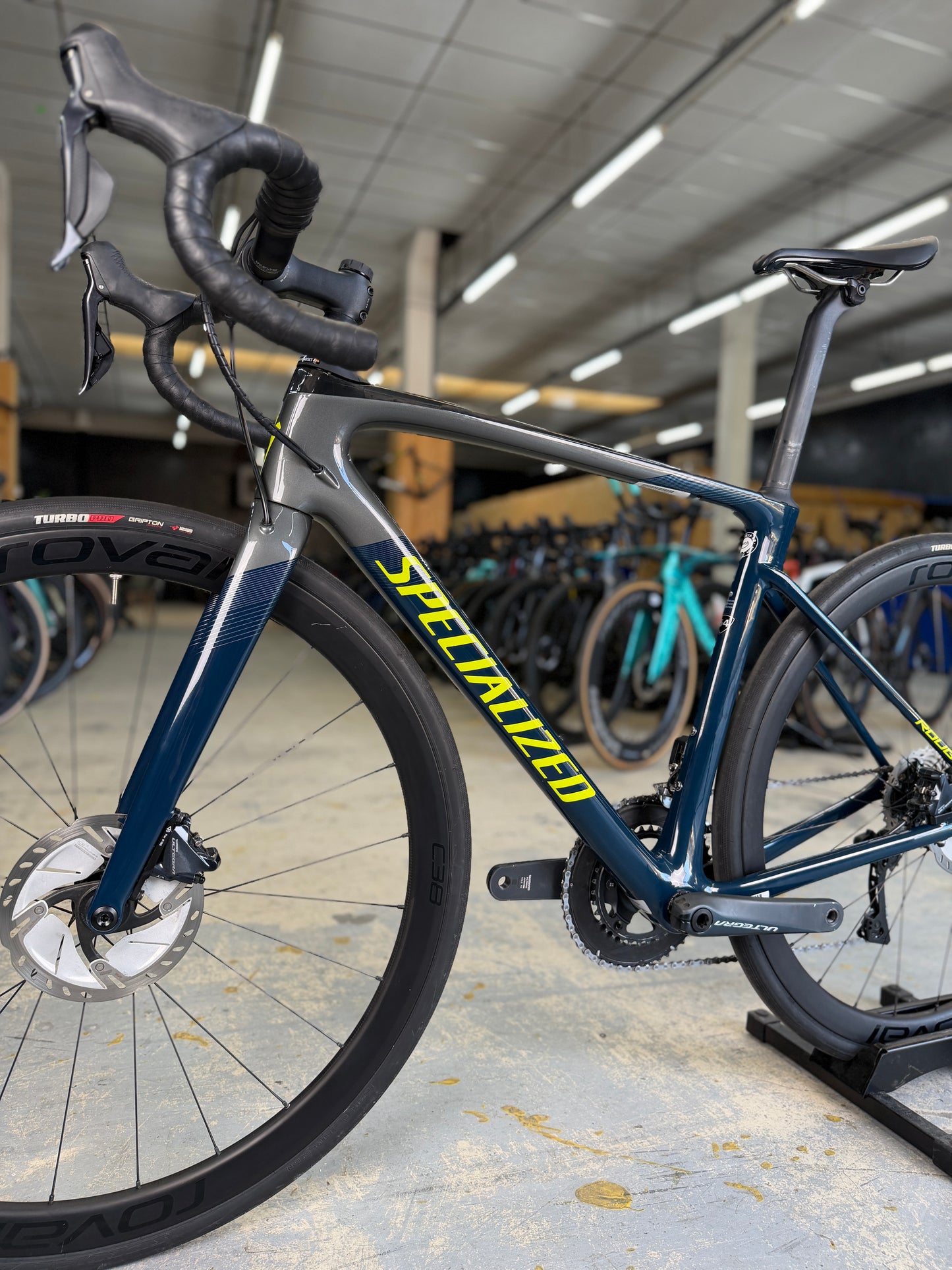 Specialized Roubaix Expert Di2 Carbon Racefiets