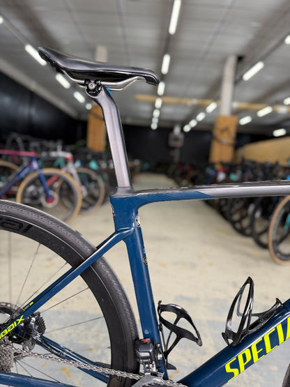 Specialized Roubaix Expert Di2 Carbon Road Bike