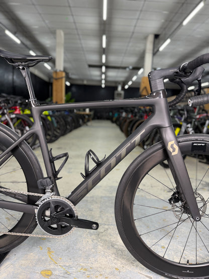 Scott Addict AXS Carbon Road Bike