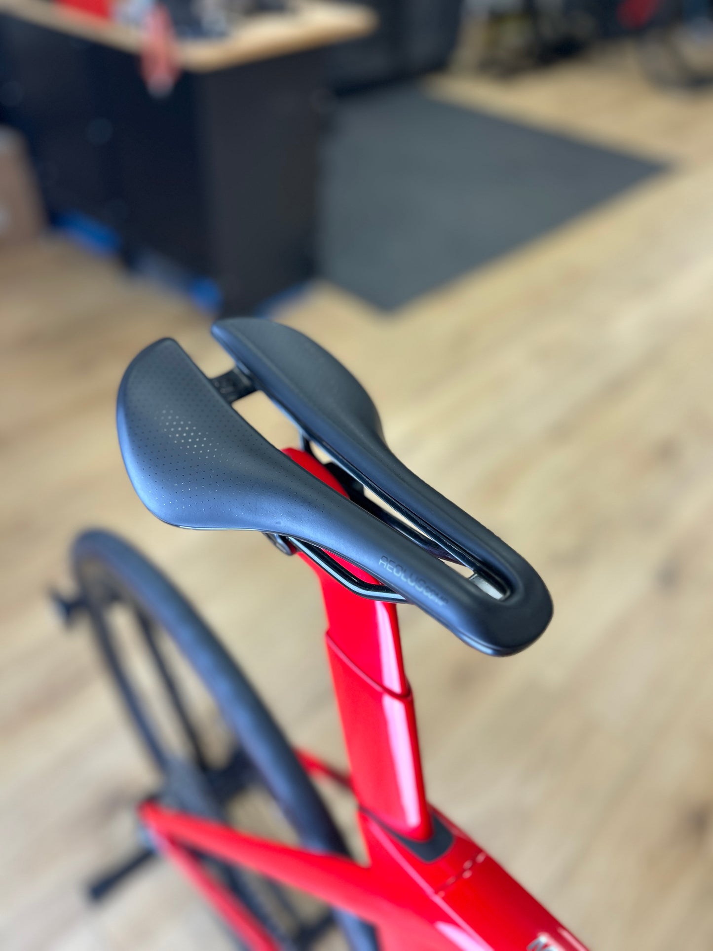 Trek Madone SL7 Di2 Carbon Road Bike