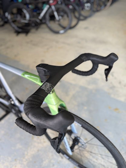 NIEUW BH RS1 Di2 Carbon Racefiets