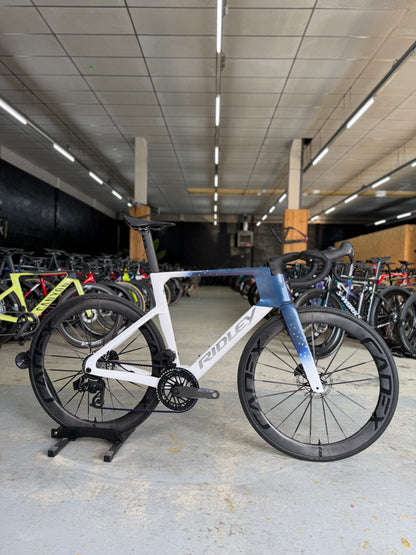 100km Ridley Noah Fast 3.0 AXS Tomorrowland Edition Carbon Racefiets