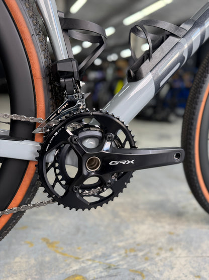 NIEUW BMC Kaius 01 THREE Di2 Gravel Fiets