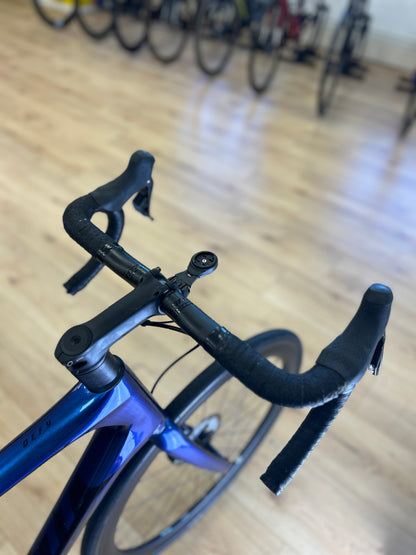 Giant Defy Advanced Pro 1 Di2 Carbon Racefiets