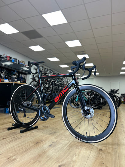 BMC Teammachine SLR02 Di2 Carbon Road Bike