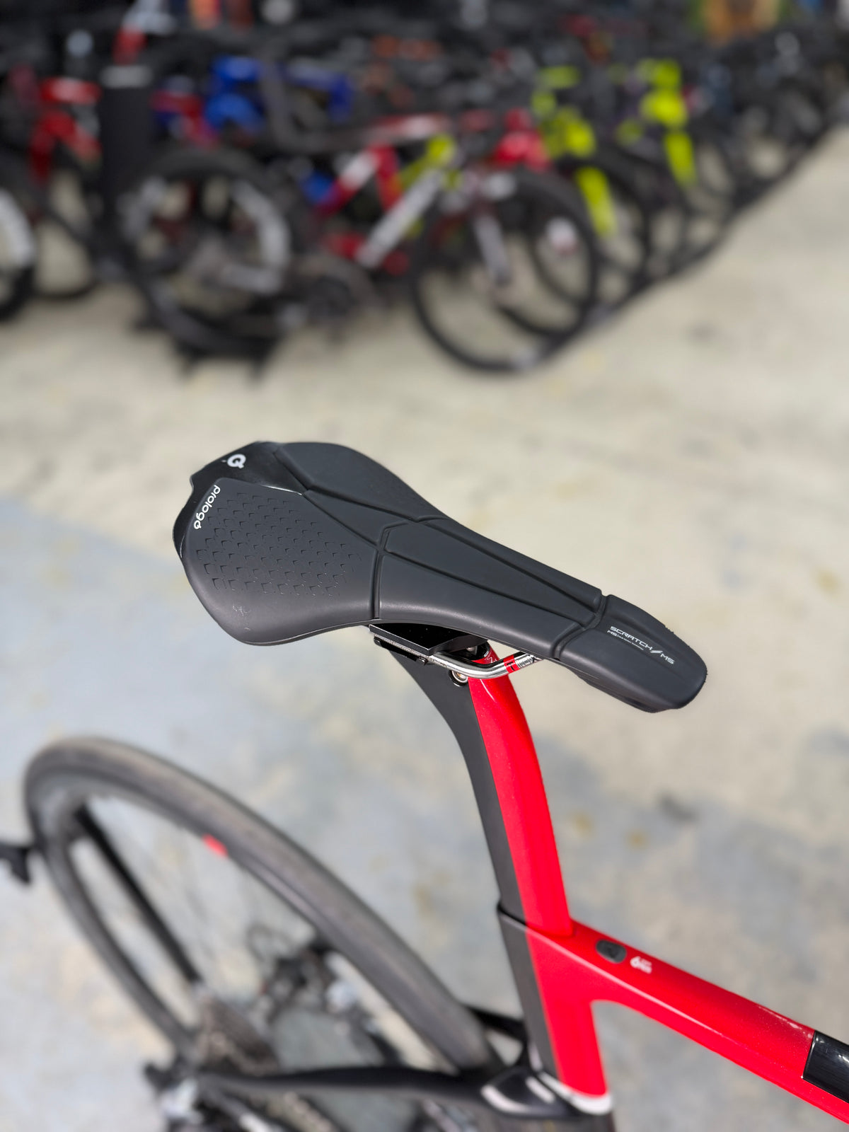 Pinarello F eTap Red Carbon Racefiets