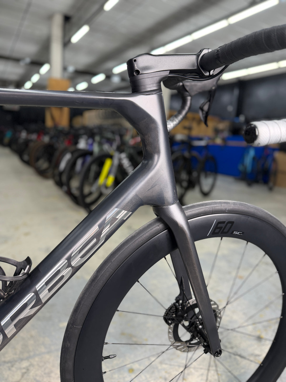 100km Orbea Orca M30i Di2 Carbon Racefiets