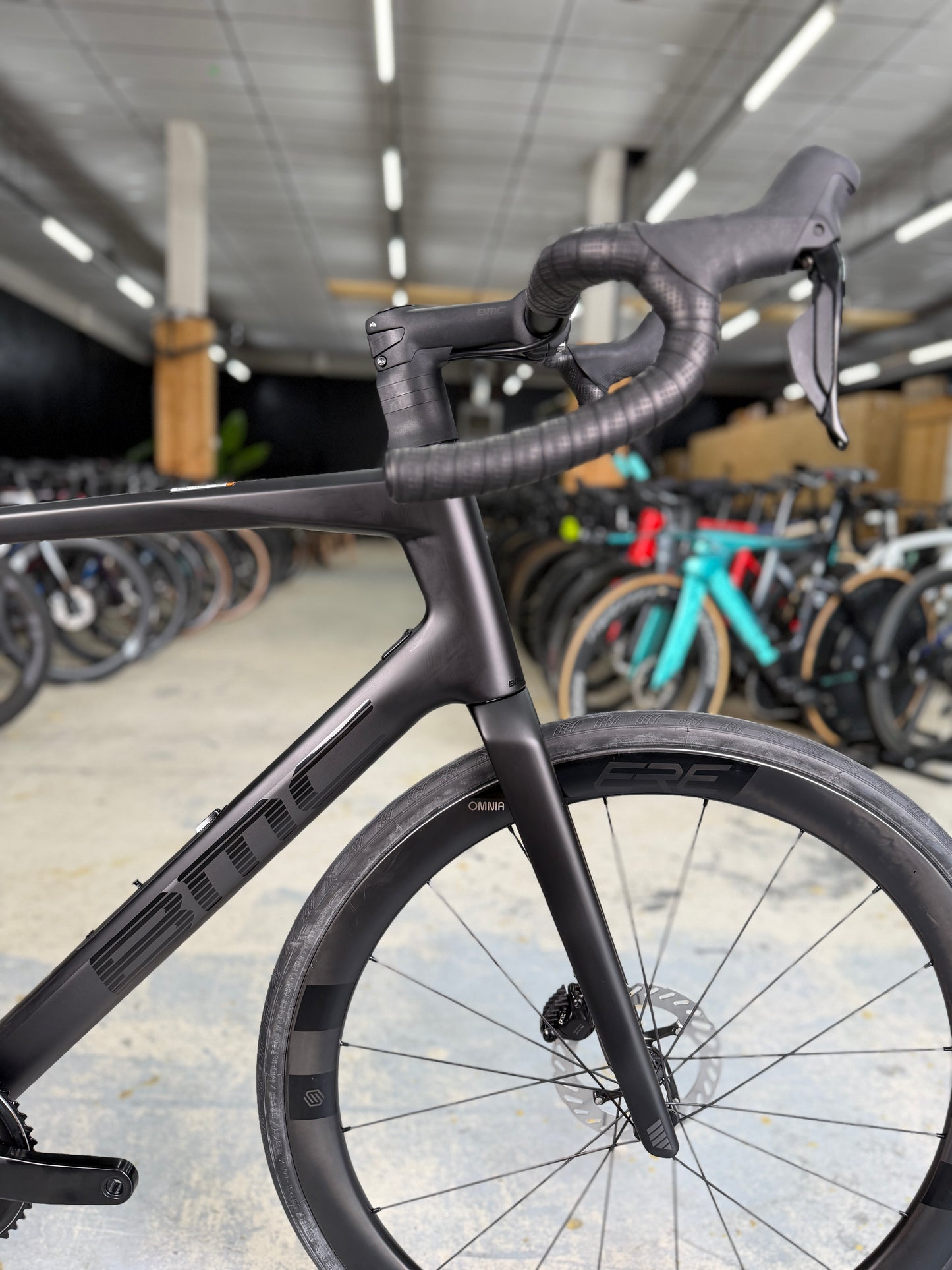 NIEUW BMC Roadmachine Di2 Carbon Racefiets