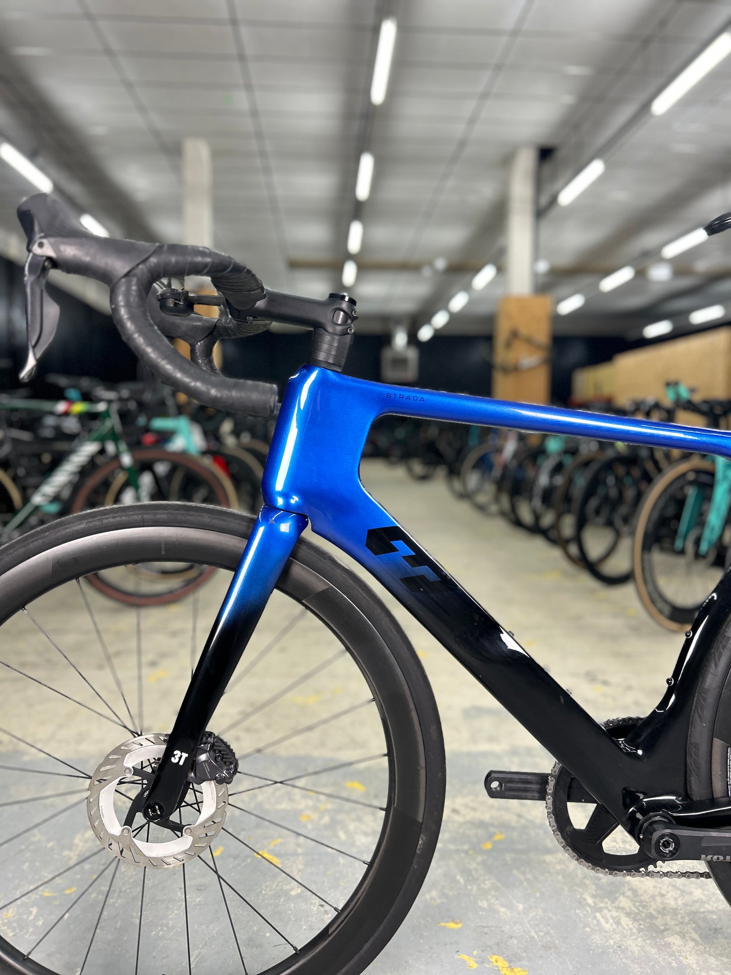 3T Strada Di2 Disc Carbon Racefiets