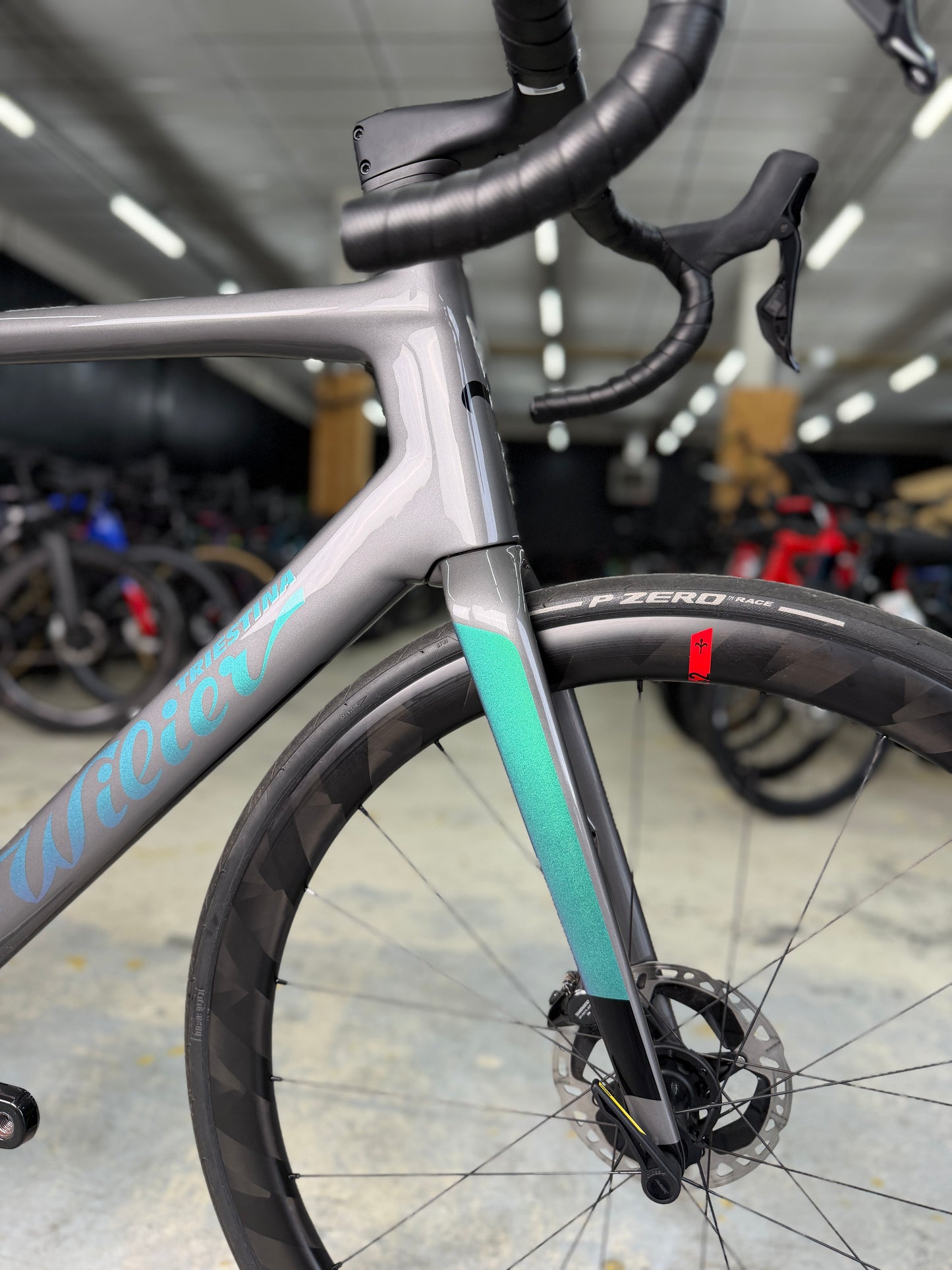 1000km Wilier Filante SLR Dura Ace Di2 Carbon Racefiets