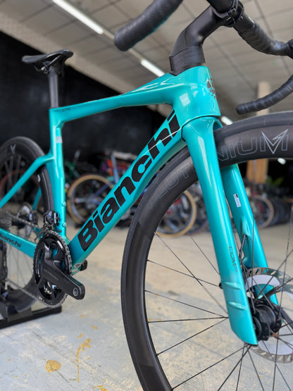 DEMO Bianchi Oltre Comp Di2 Carbon Racefiets