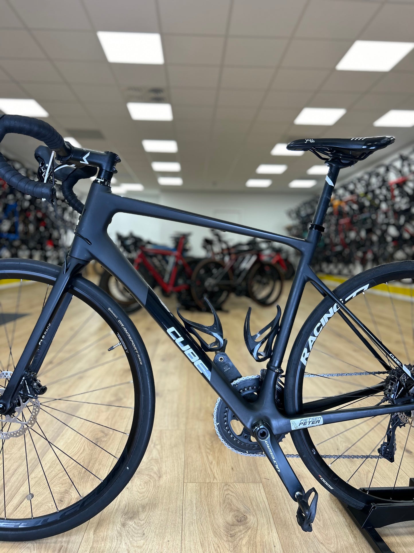 Cube Attain Carbon Ultegra Racefiets