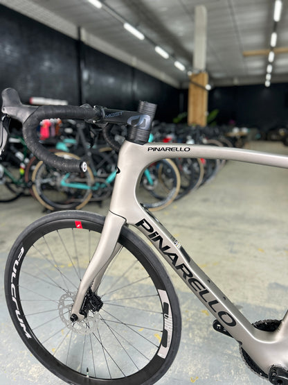 NIEUW Pinarello F5 Di2 Carbon Racefiets