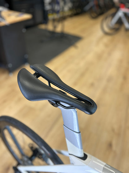 Trek Madone SL7 AXS Carbon Road Bike