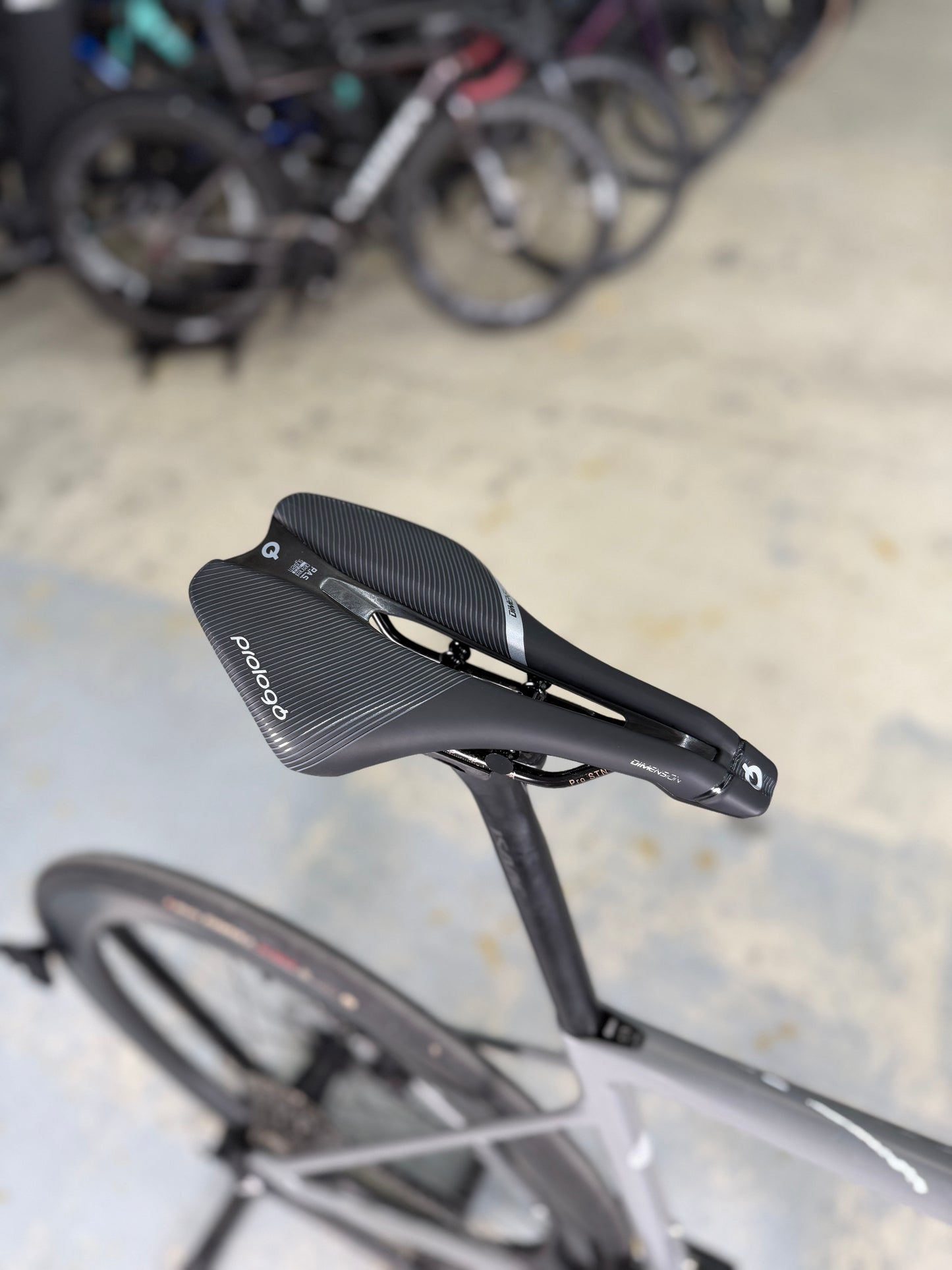 Isaac Element Di2 Carbon Racefiets