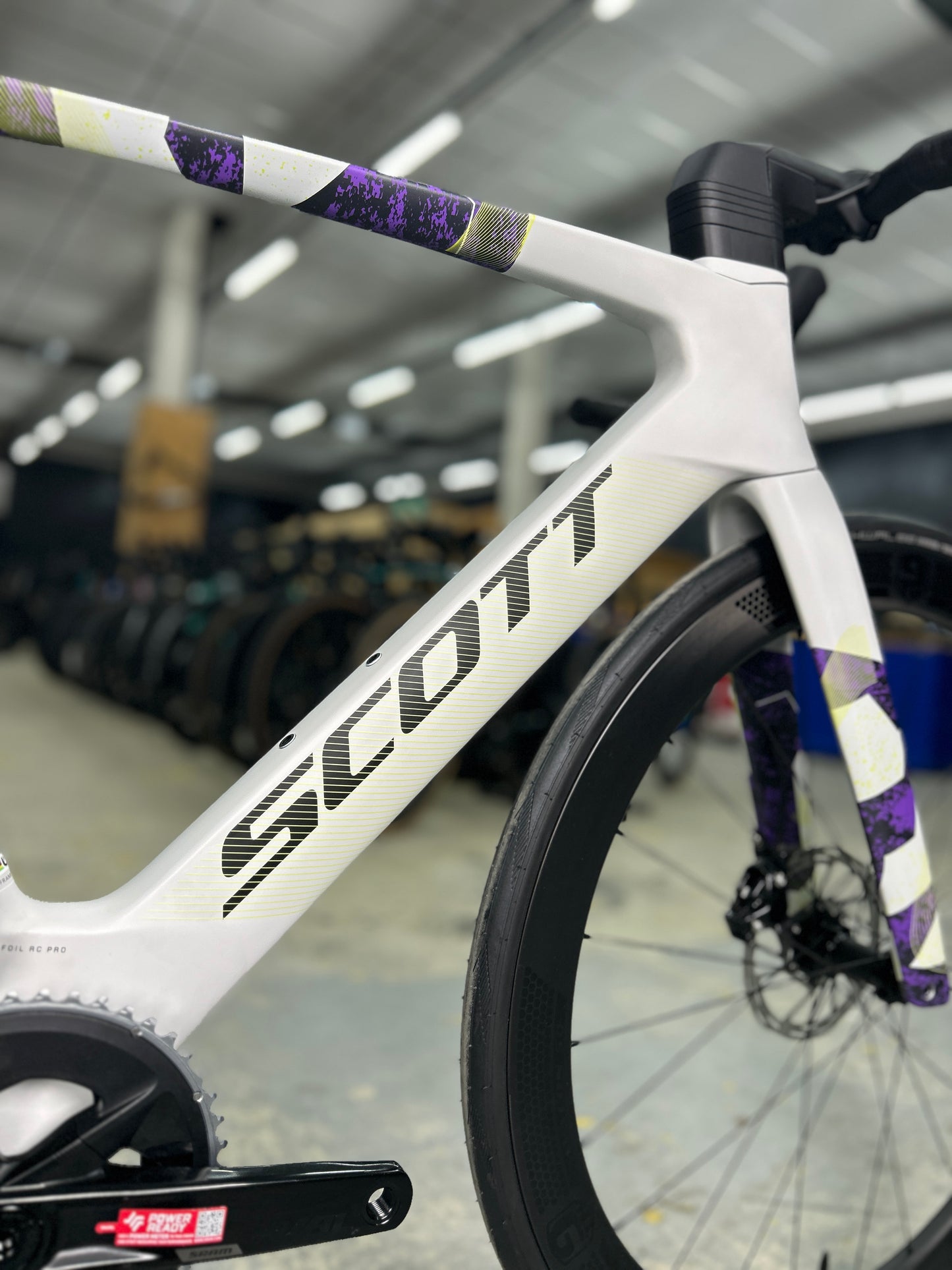 NEW Scott Foil RC30 AXS Carbon Road Bike