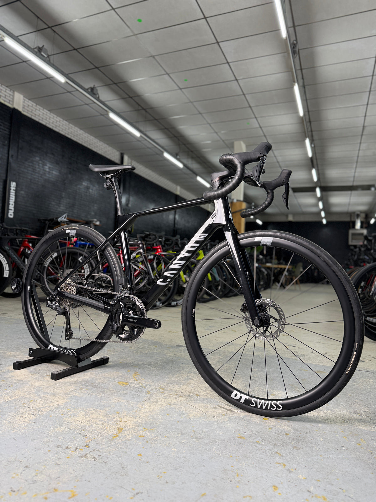 1000km Canyon Endurace CF Di2 LTD Carbon Road Bike