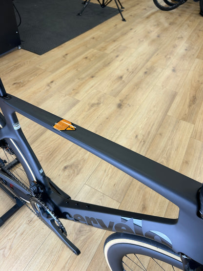 0km Showroom Model Cervélo S5 Di2 Carbon Racefiets