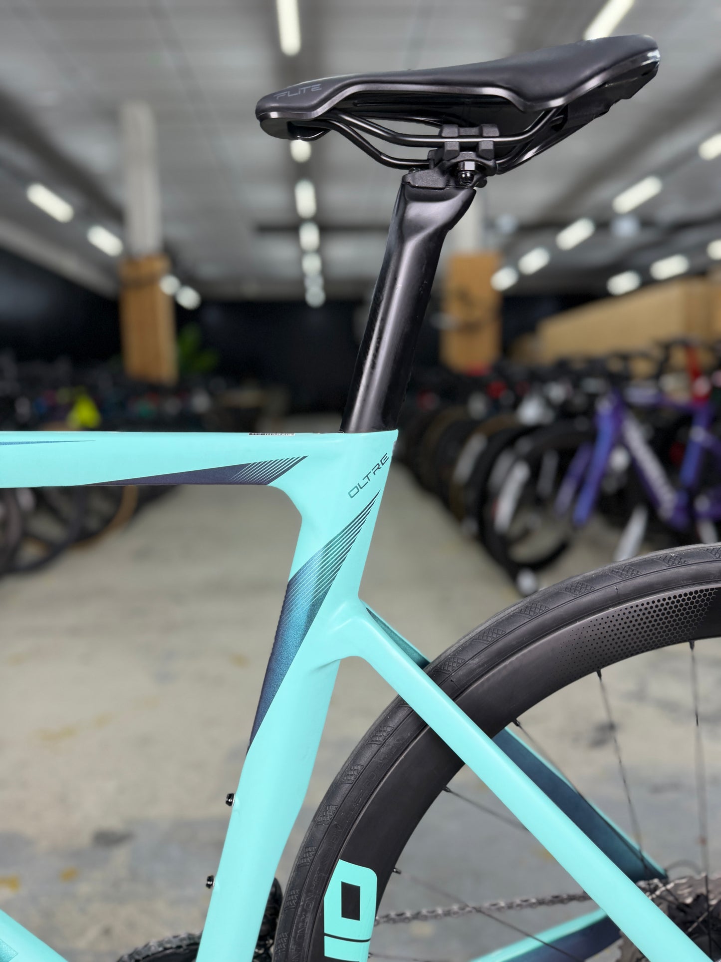 Bianchi Oltre Race Di2 Carbon Road Bike