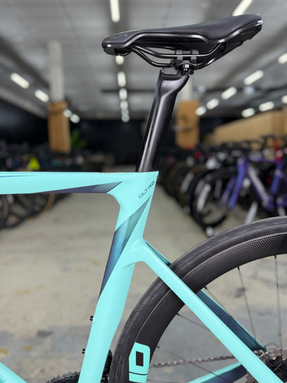 Bianchi Oltre Race Di2 Carbon Road Bike