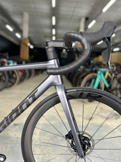 Showroom Model Giant TCR Advanced Pro 0 AXS Carbon Race Bike