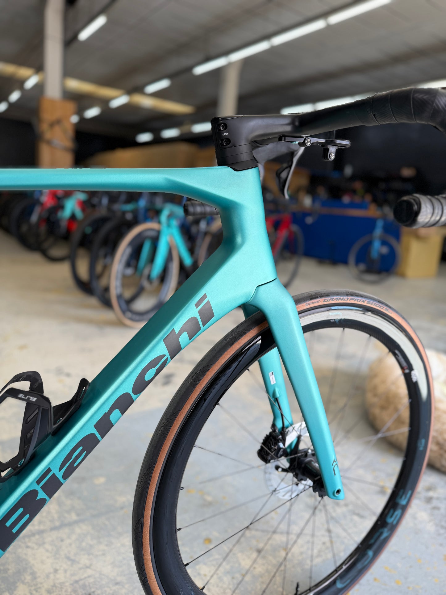 Bianchi Impulso RC Di2 Gravel Fiets