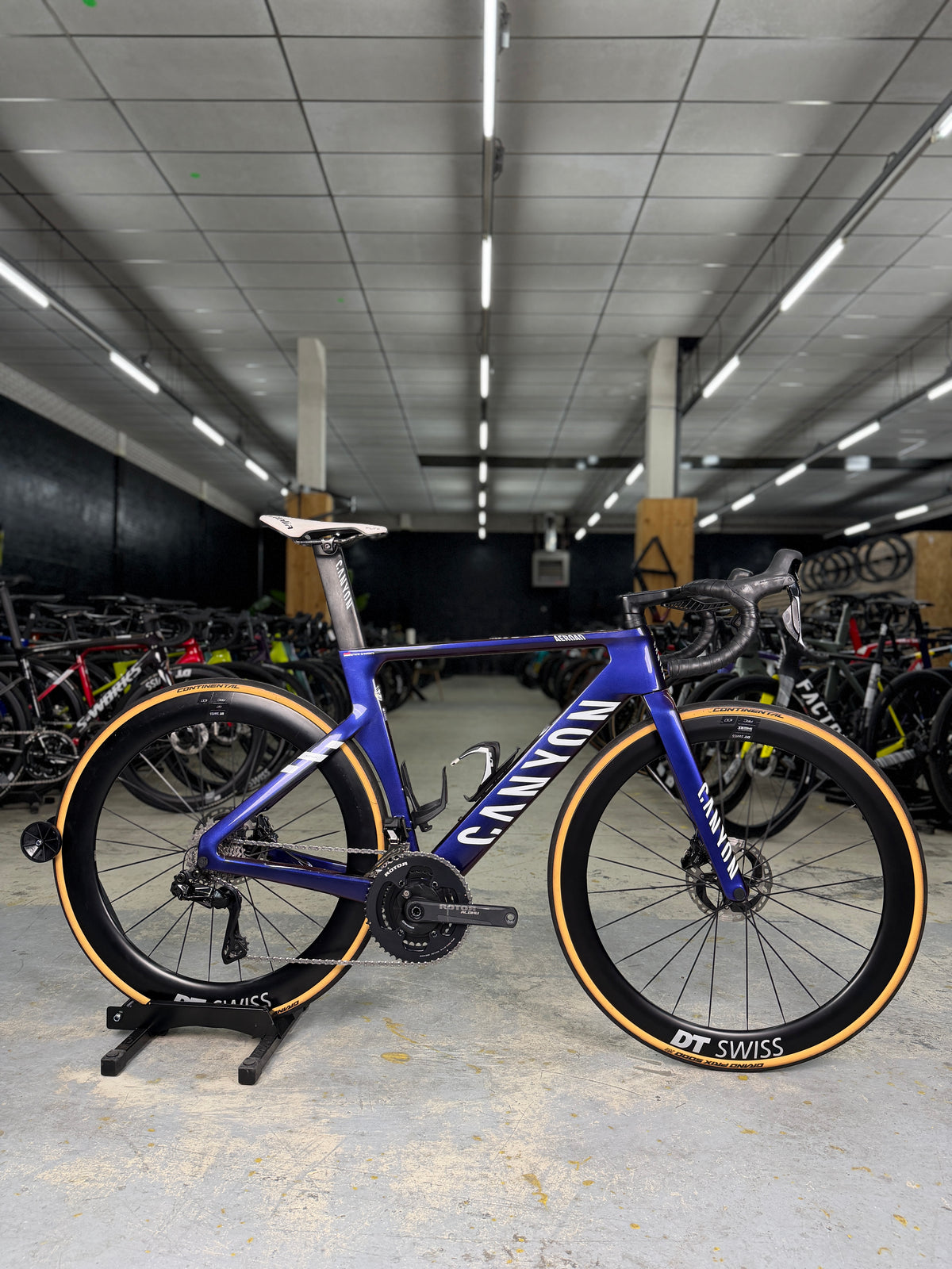 Canyon Aeroad CFR Dura Ace Di2 Carbon Racefiets