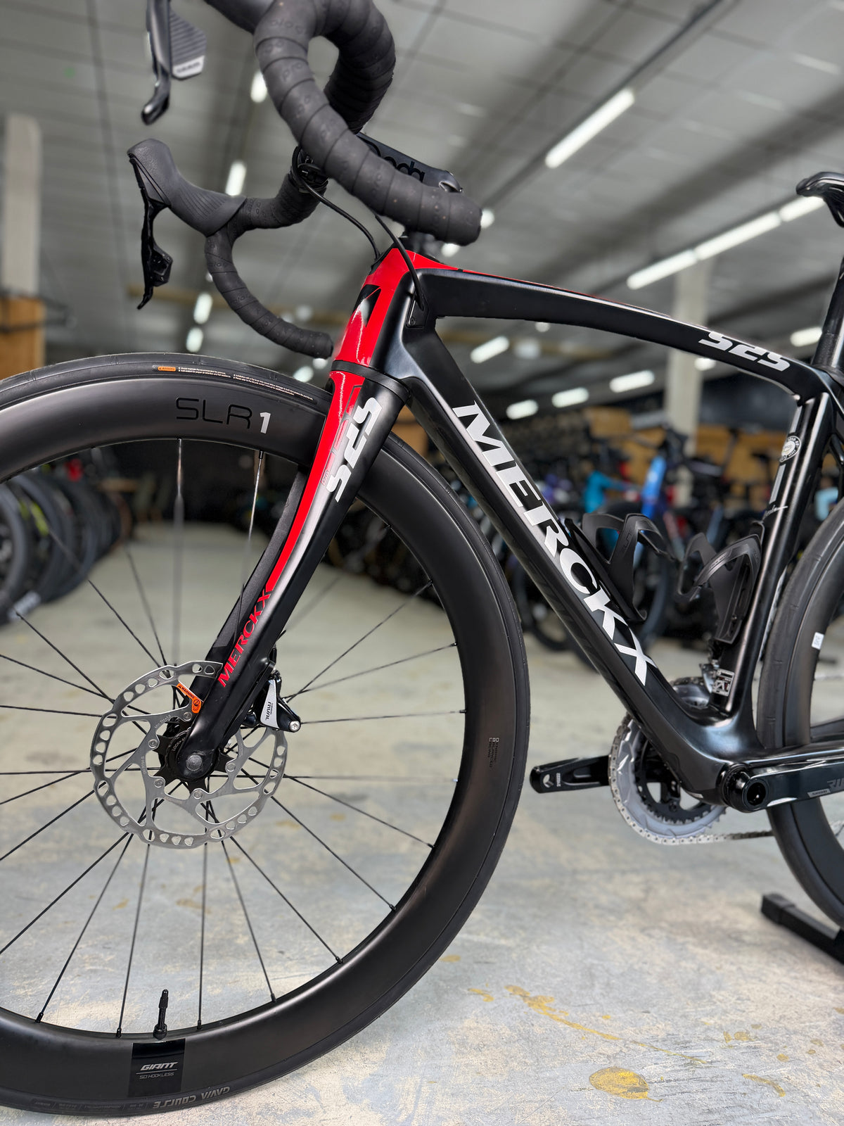 Eddy Merckx 525 AXS Carbon Racefiets