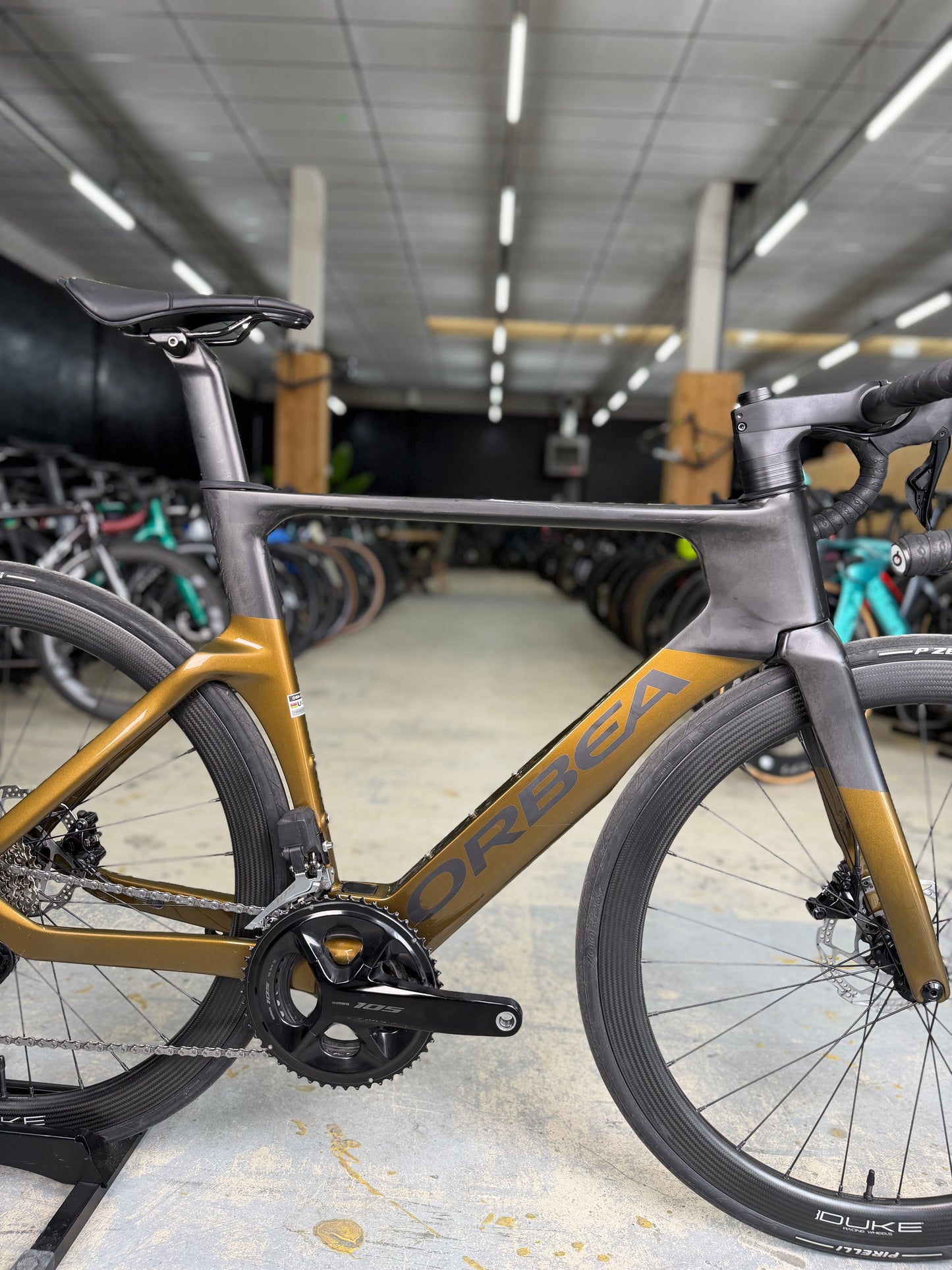 Orbea Orca Aero M30iLTD Di2 Carbon Racefiets