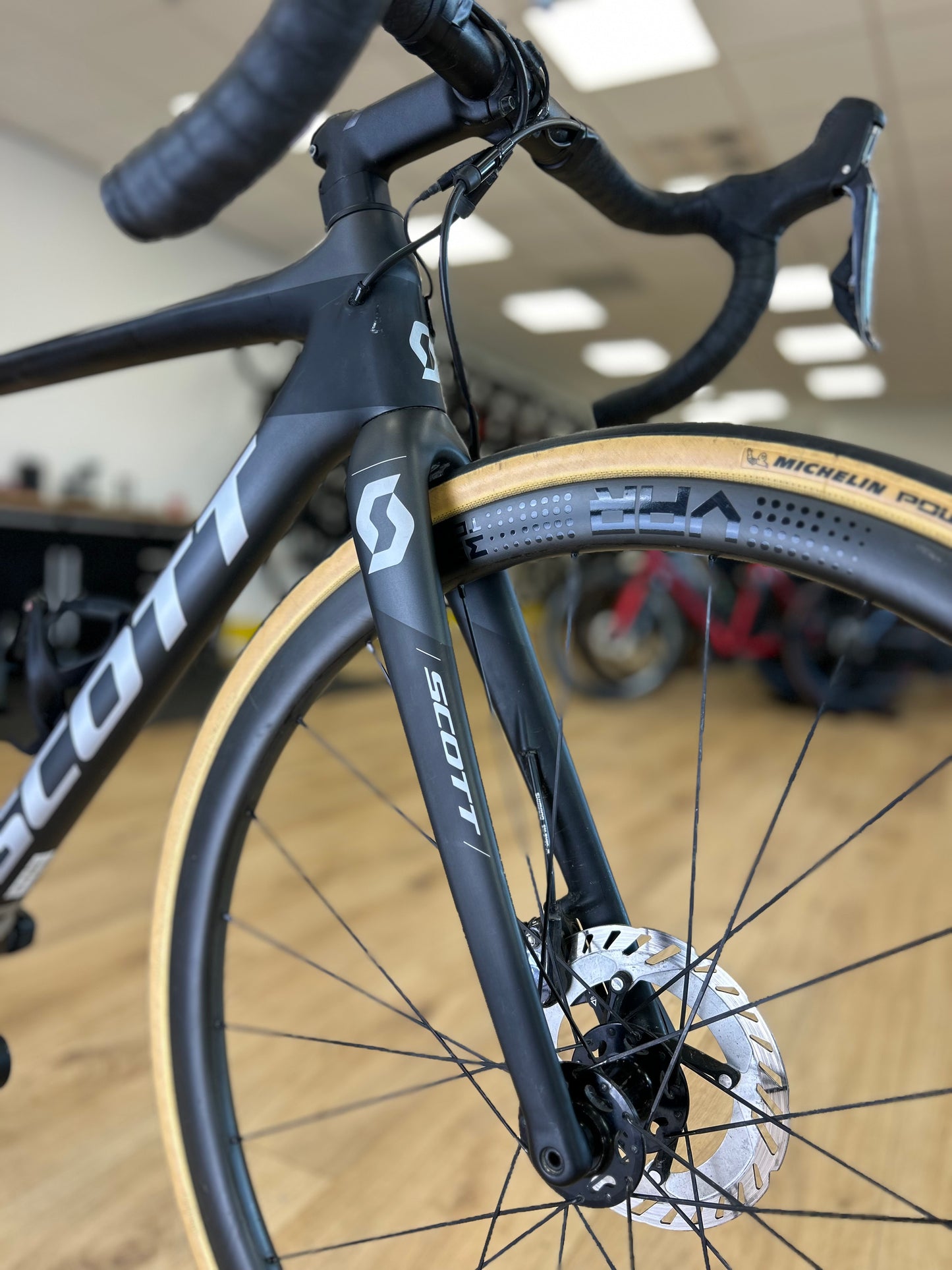 Scott Addcit 15 RC Di2 Disc Carbon Racefiets