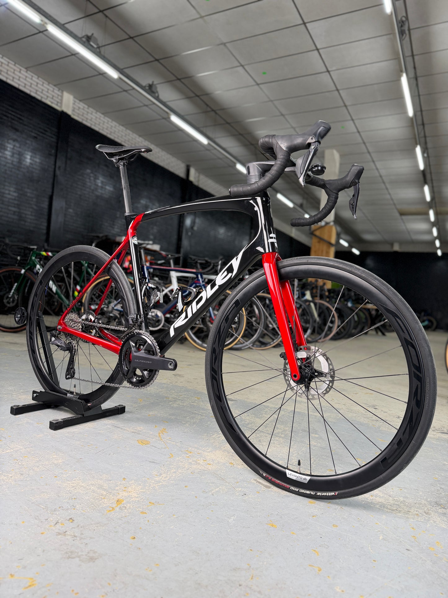 Ridley Fenix SLiC Di2 Carbon Racefiets