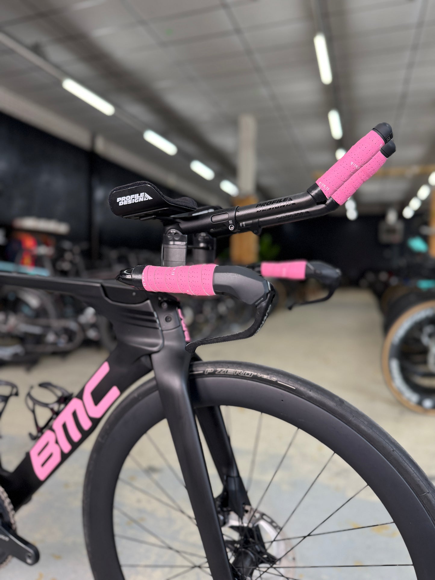 100km BMC Timemachine 01 ONE Di2 Carbon TT