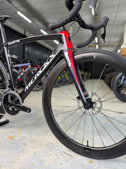 Eddy Merckx 525 AXS Carbon Racefiets