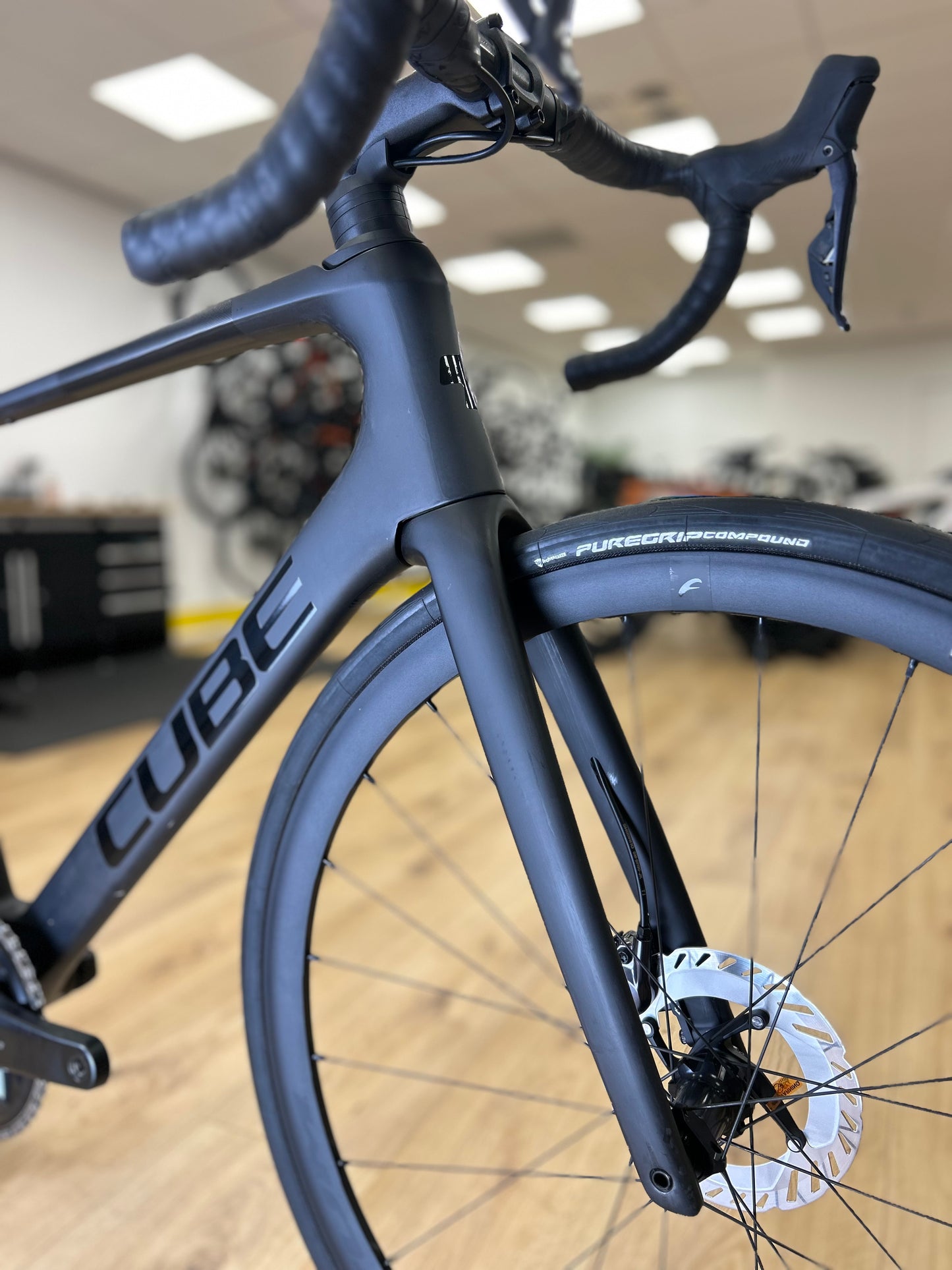 200km Cube Agree Di2 Carbon Racefiets