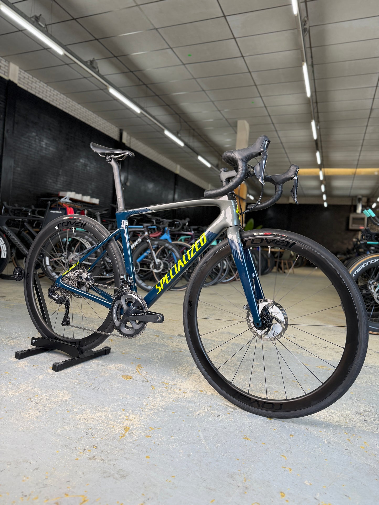 Specialized Roubaix Expert Di2 Carbon Racefiets