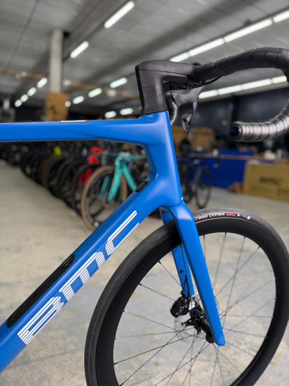 NIEUW BMC Roadmachine Di2 Carbon Racefiets