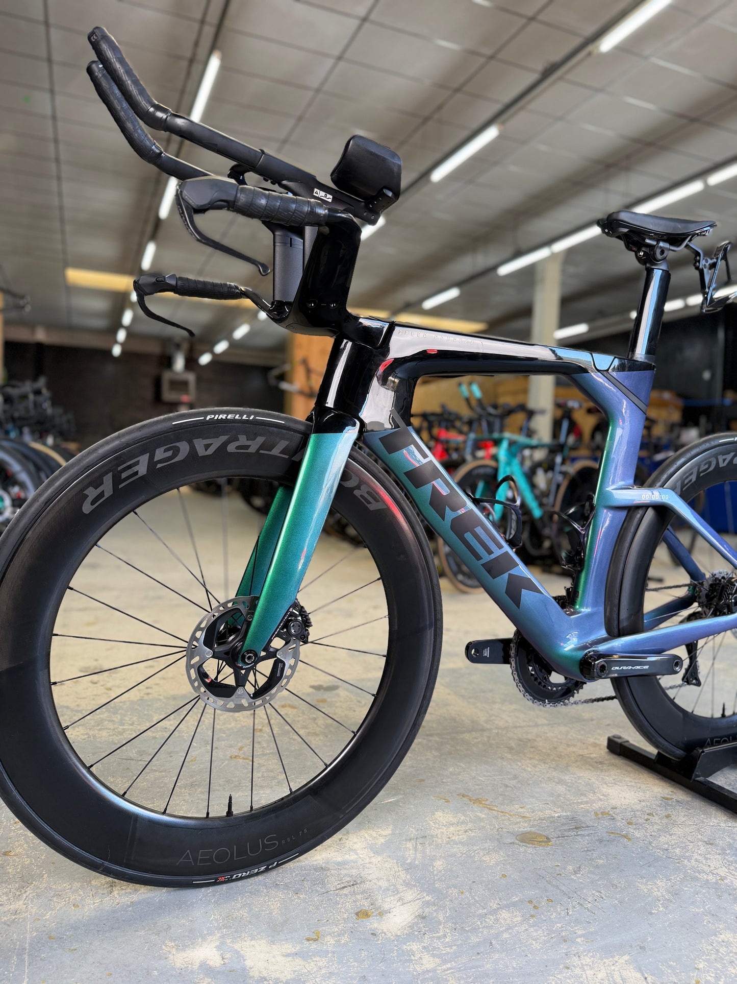 500km Trek Speed Concept SLR9 Dura Ace Di2 Carbon TT
