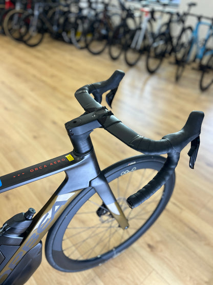 0km Showroom Model Orbea Orca Aero M30iLTD Di2 Carbon Racefiets
