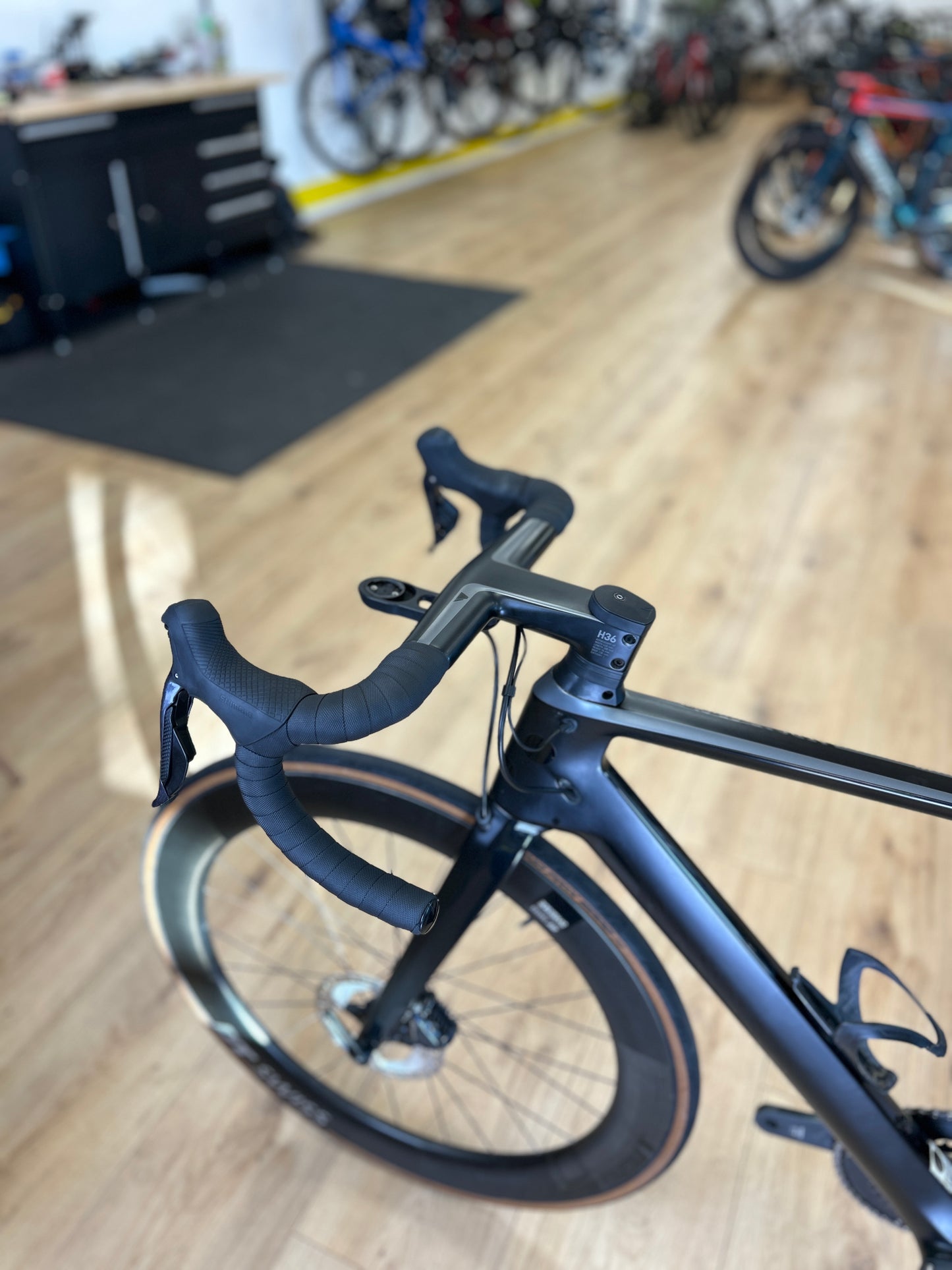 Canyon Aeroad CF SL Di2 Carbon Racefiets