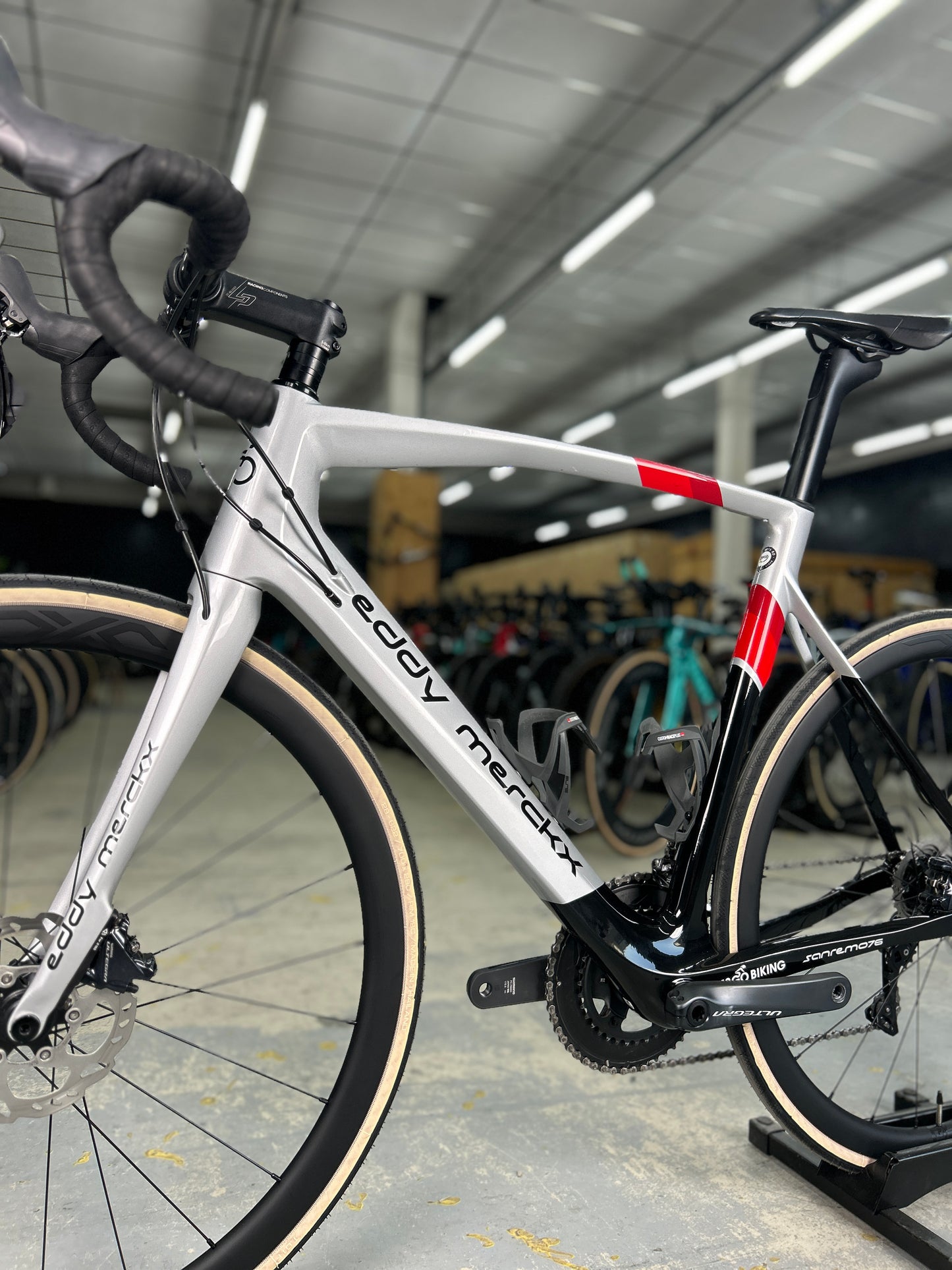 Eddy Merckx San Remo 76 Carbon Racing Bike