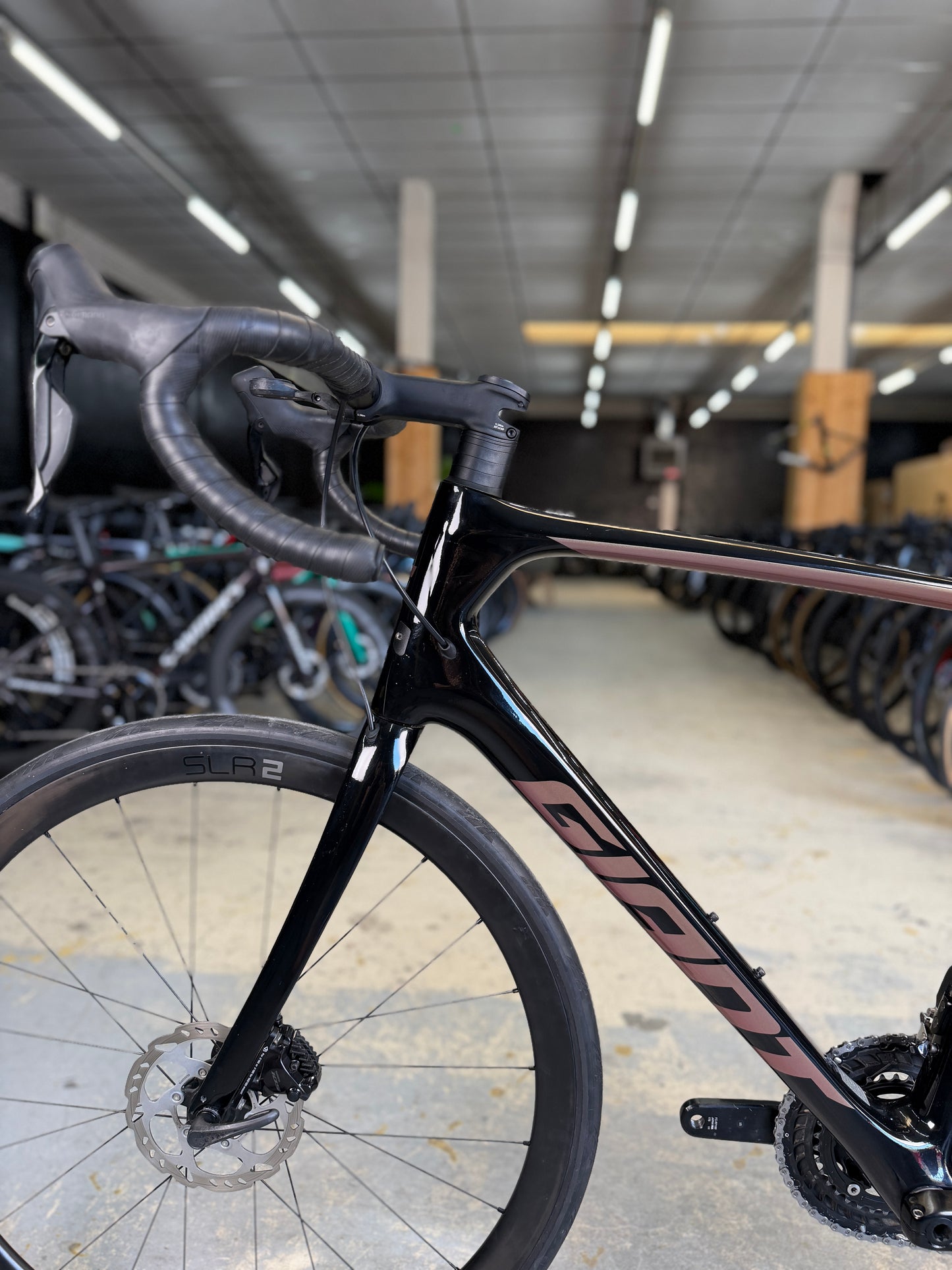Giant Defy Advanced Di2 Carbon Racefiets