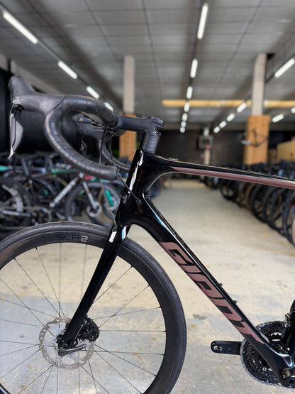 Giant Defy Advanced Di2 Carbon Racefiets